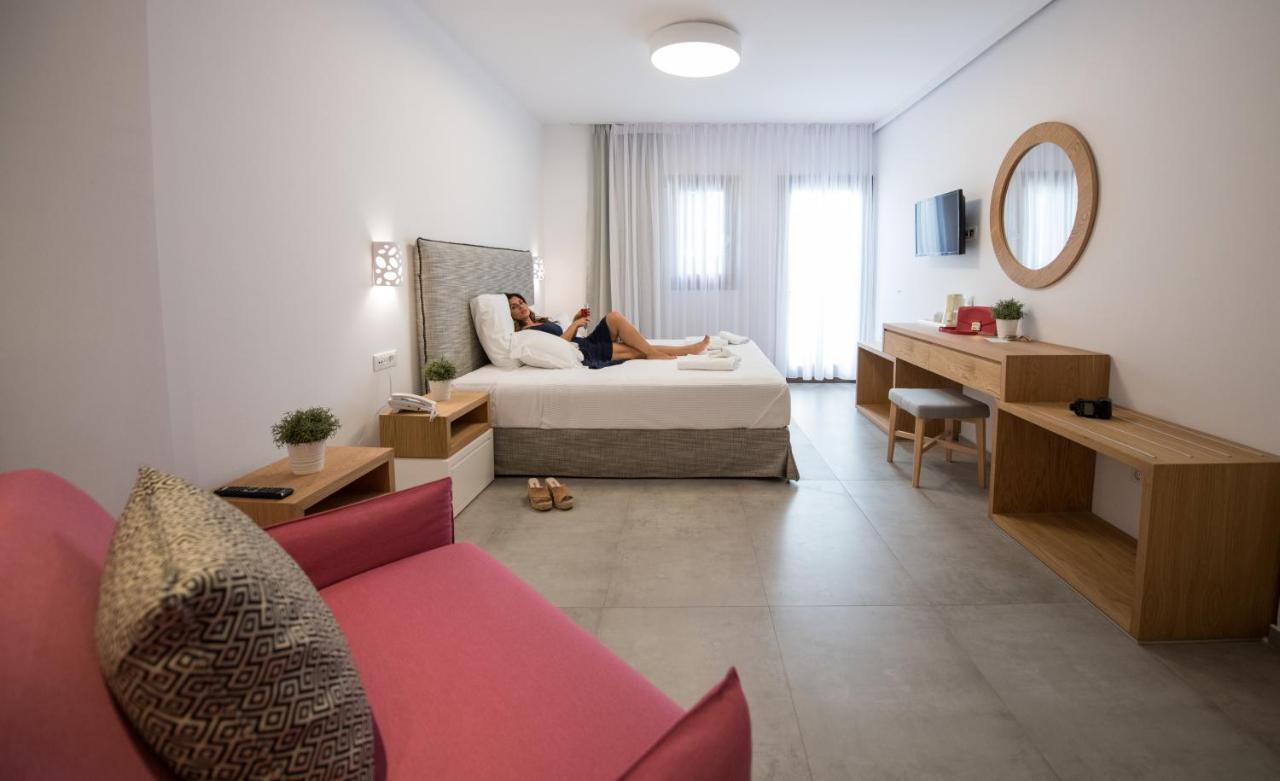 Natura Luxury Boutique Hotel Skopelos Loutraki  Zewnętrze zdjęcie